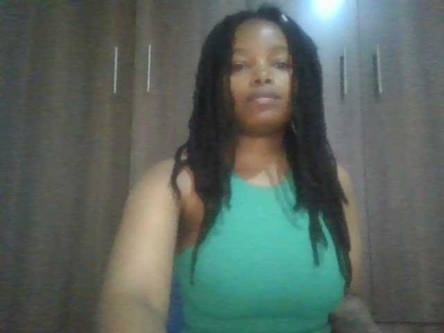 MidnightMuse-1 live cam on BongaCams