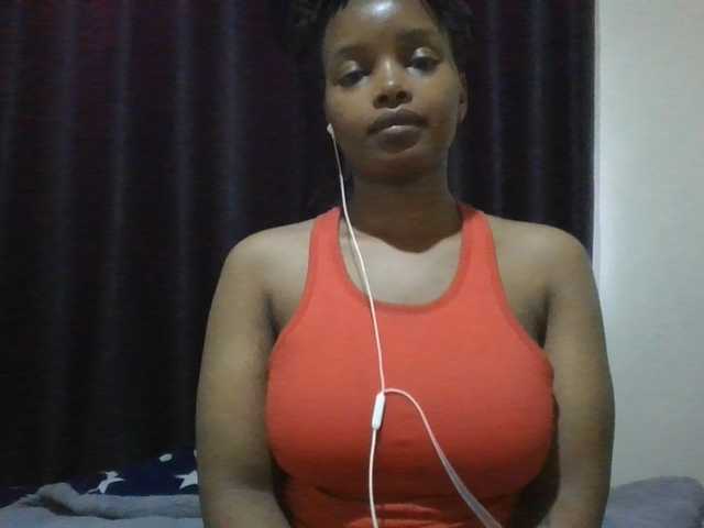 MidnightMuse-1 live cam on BongaCams