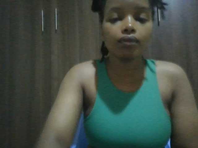 MidnightMuse-1 live cam