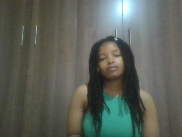 MidnightMuse-1 live cam on BongaCams