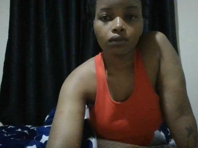 MidnightMuse-1 live cam on BongaCams