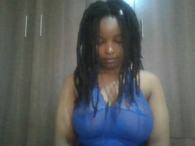 MidnightMuse-1 live webcam show