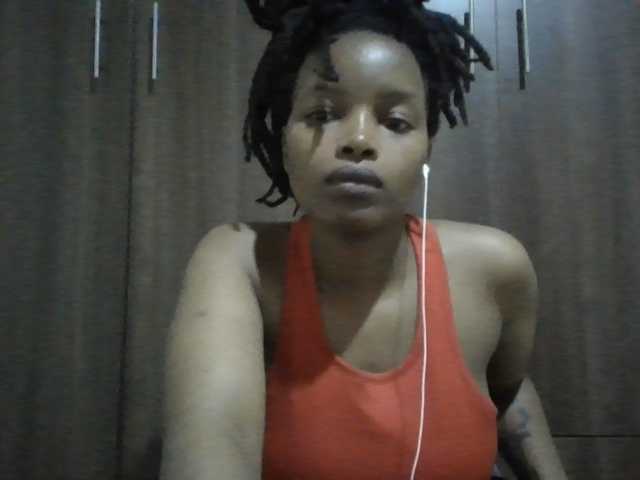 MidnightMuse-1 live cam on BongaCams