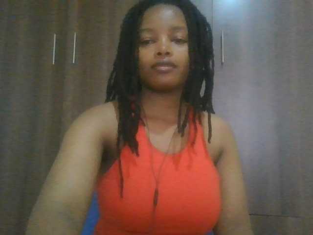 MidnightMuse-1 live cam on BongaCams