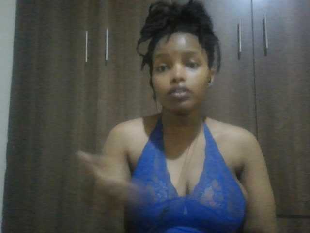 MidnightMuse-1 live cam on BongaCams