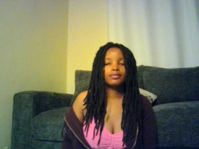 MidnightMuse-1 live cam on BongaCams
