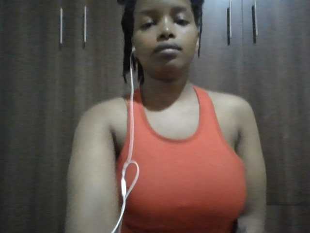 MidnightMuse-1 live cam on BongaCams
