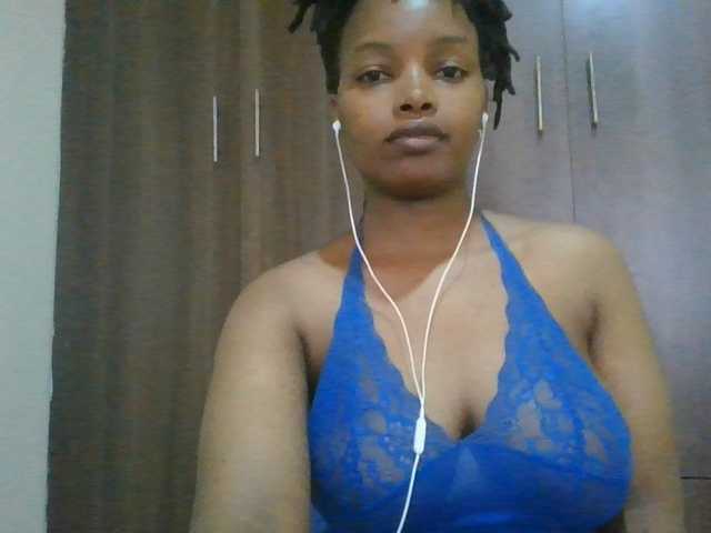 MidnightMuse-1 live cam on BongaCams