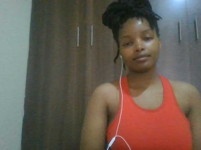 MidnightMuse-1 live cam on BongaCams
