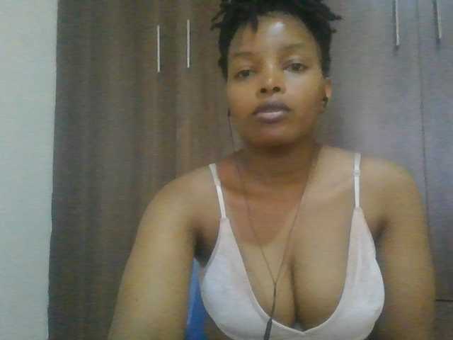 MidnightMuse-1 live cam on BongaCams