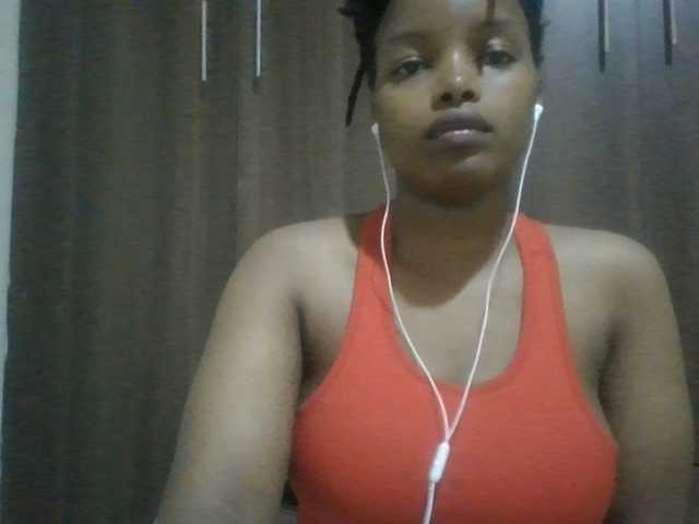 MidnightMuse-1 live cam on BongaCams
