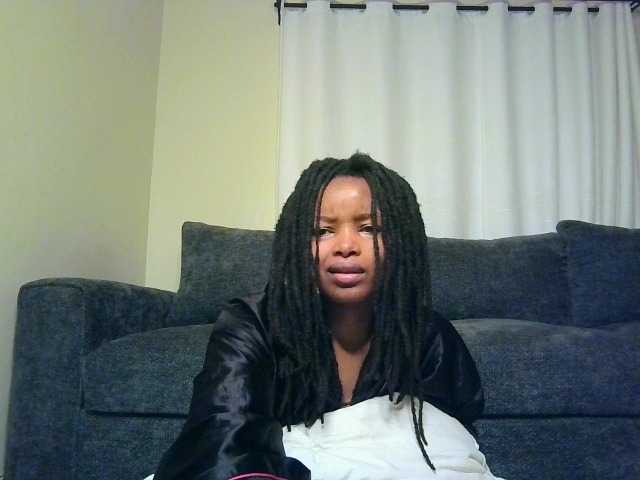 MidnightMuse-1 live cam on BongaCams