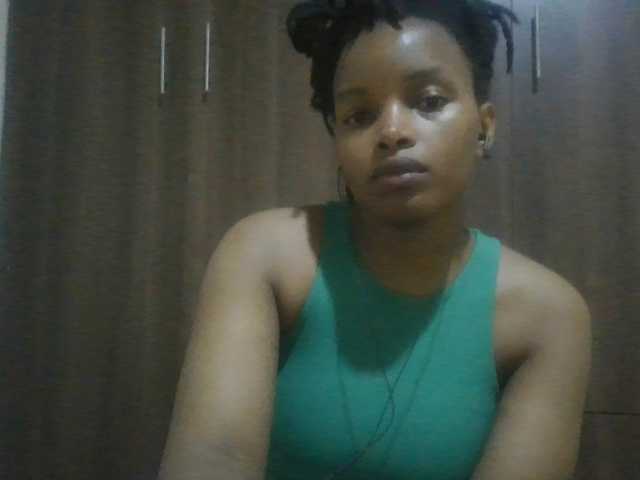 MidnightMuse-1 live cam on BongaCams