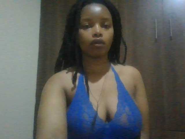 MidnightMuse-1 live cam on BongaCams