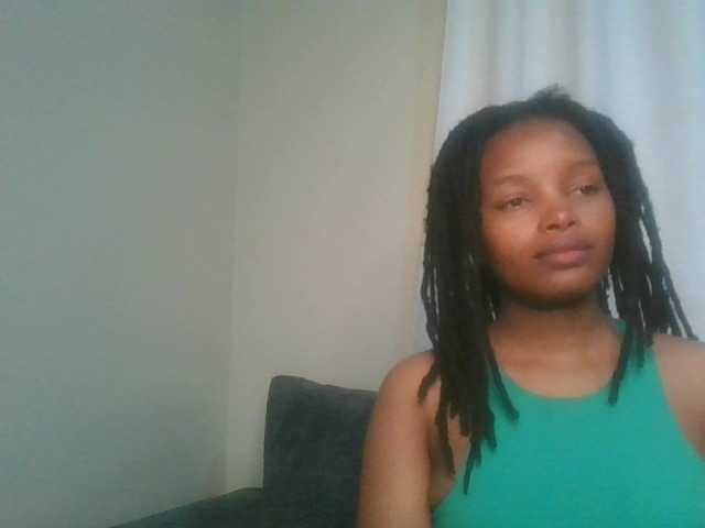 MidnightMuse-1 live cam on BongaCams