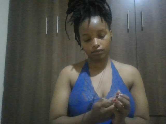MidnightMuse-1 live cam on BongaCams
