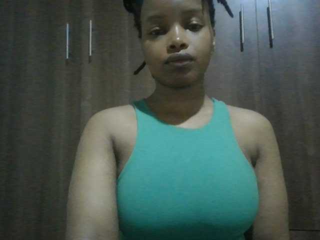 MidnightMuse-1 live cam on BongaCams