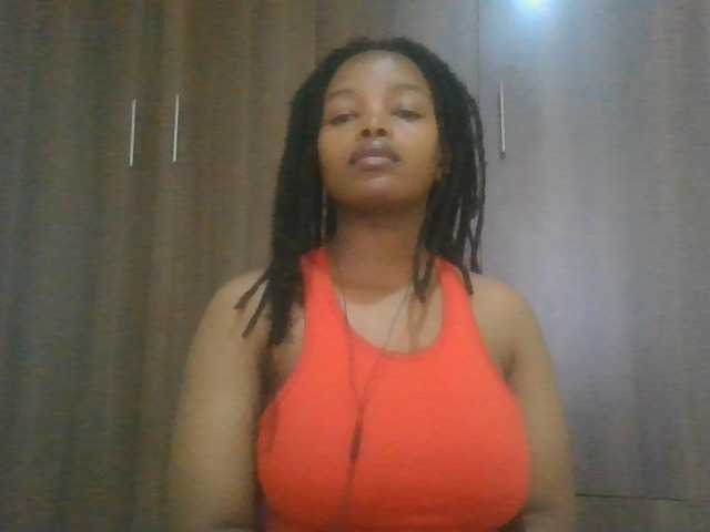 MidnightMuse-1 live cam on BongaCams