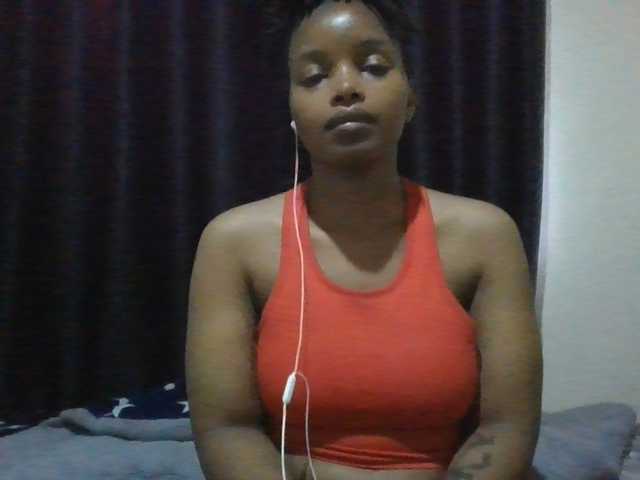 MidnightMuse-1 live cam on BongaCams