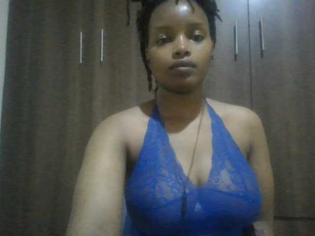MidnightMuse-1 live cam on BongaCams