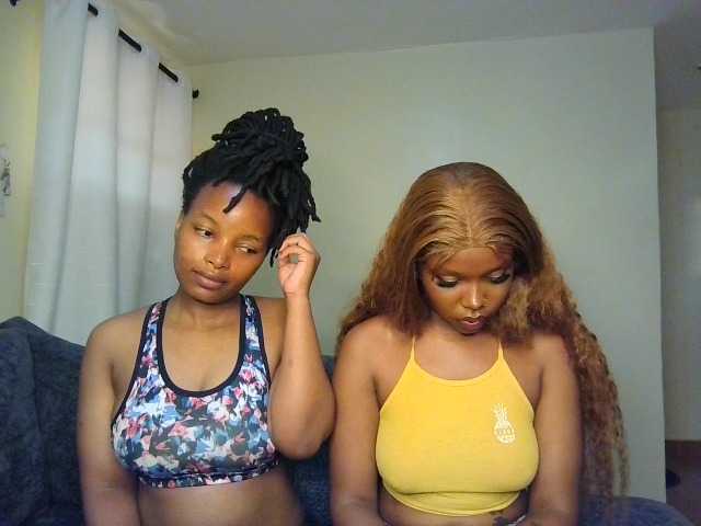 MidnightMuse-1 live cam on BongaCams