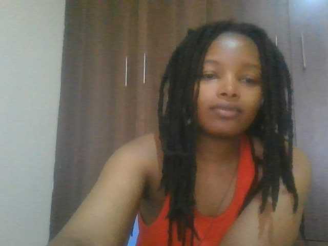 MidnightMuse-1 live cam on BongaCams