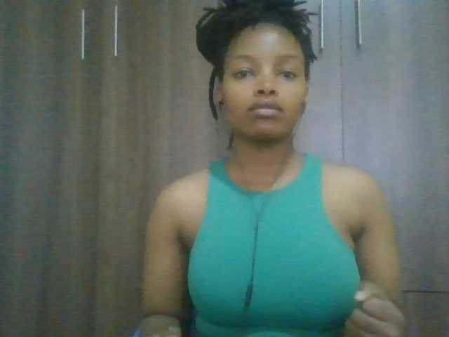 MidnightMuse-1 live cam on BongaCams
