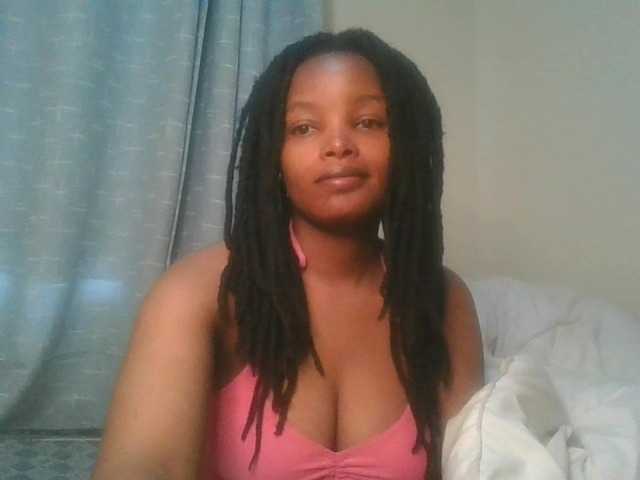 MidnightMuse-1 live cam on BongaCams