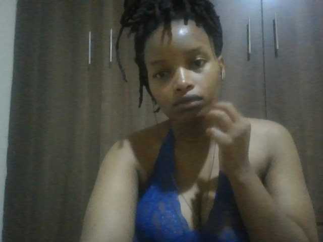 MidnightMuse-1 live cam on BongaCams
