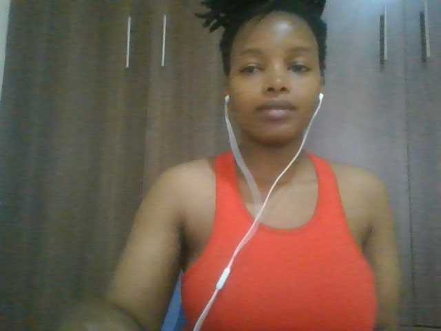 MidnightMuse-1 live cam on BongaCams