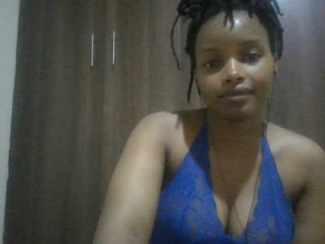 MidnightMuse-1 live cam on BongaCams
