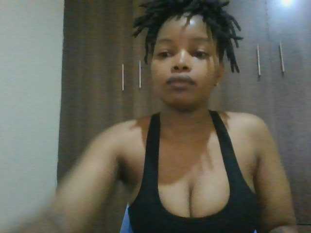 MidnightMuse-1 live cam on BongaCams