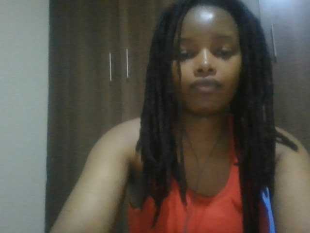 MidnightMuse-1 live cam on BongaCams