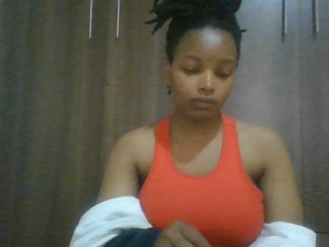 MidnightMuse-1 live cam on BongaCams