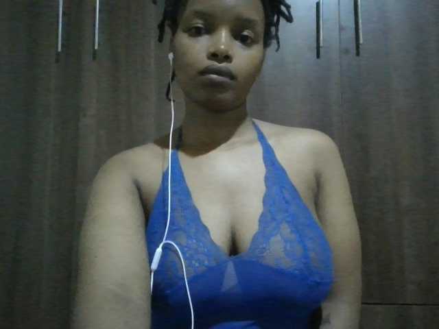 MidnightMuse-1 live cam on BongaCams