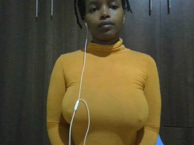 MidnightMuse-1 live cam on BongaCams
