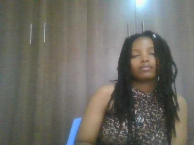 MidnightMuse-1 live cam on BongaCams