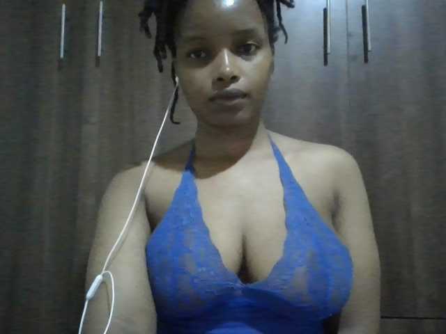 MidnightMuse-1 live cam on BongaCams