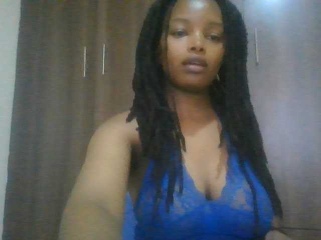 MidnightMuse-1 live cam on BongaCams