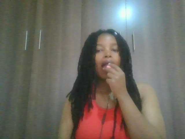 MidnightMuse-1 live webcam show