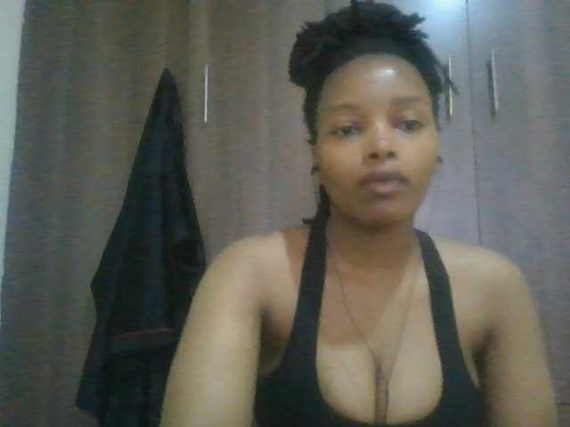 MidnightMuse-1 live cam on BongaCams