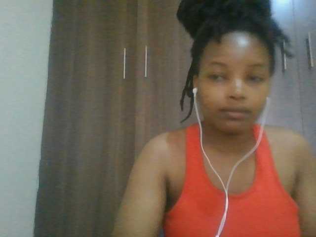 MidnightMuse-1 live cam on BongaCams