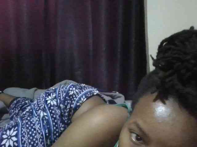MidnightMuse-1 webcam