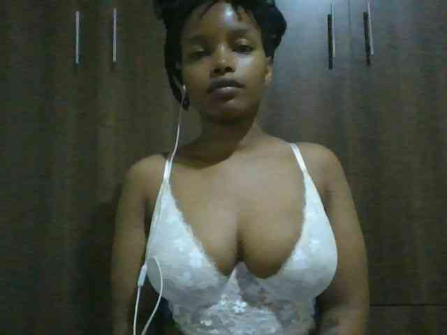 MidnightMuse-1 webcam
