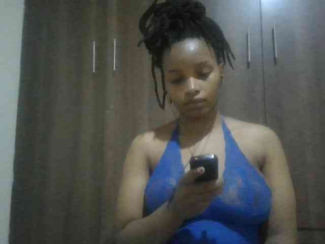 MidnightMuse-1 webcam