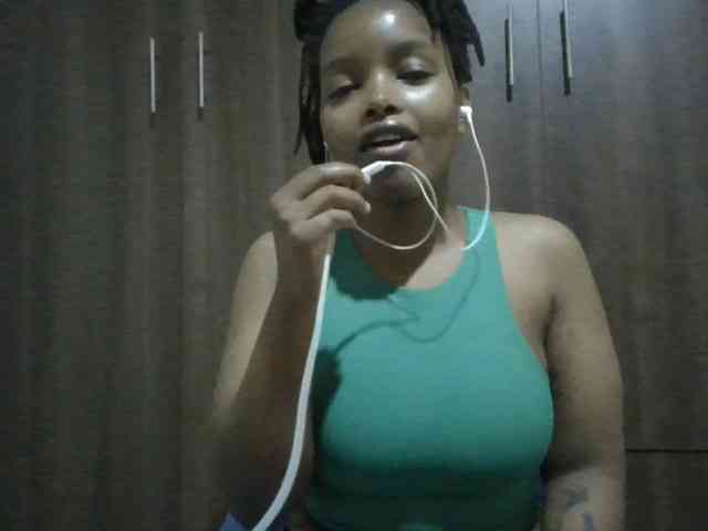 MidnightMuse-1 webcam