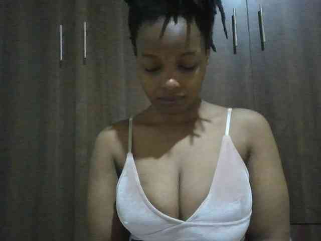 MidnightMuse-1 webcam