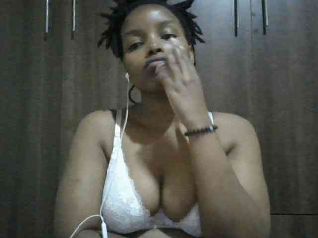 MidnightMuse-1 webcam