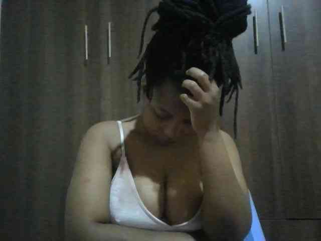 MidnightMuse-1 webcam