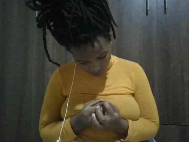 MidnightMuse-1 webcam